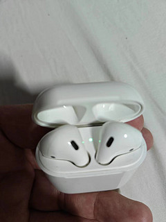 airpods2，可能用起最顺手的蓝牙耳机