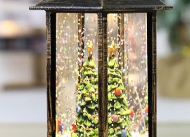 「精美圣诞装饰」:打造温馨节日氛围