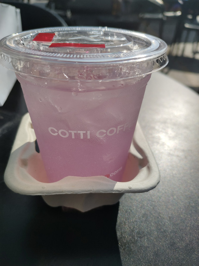 5.8元的库迪粉椰水全是冰块，真的值吗？