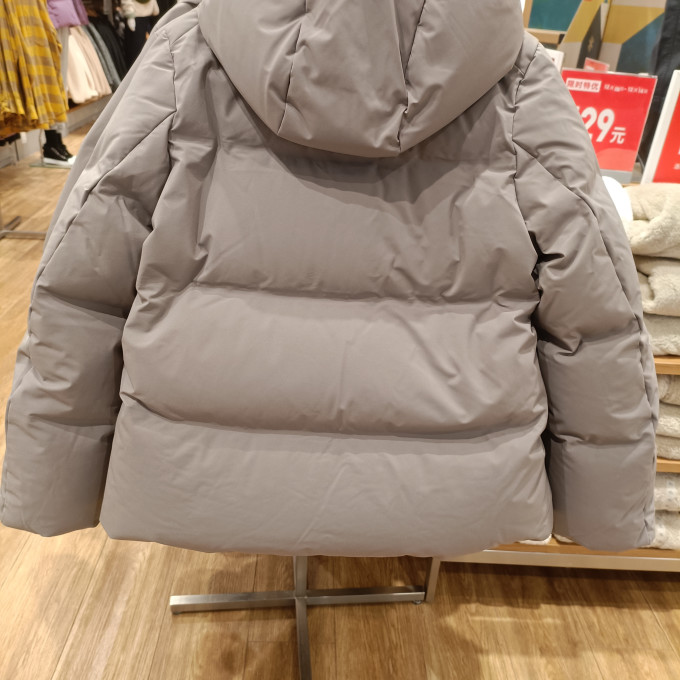 优衣库女外套
