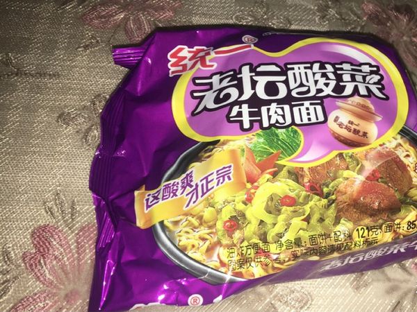 老谭酸菜到底有多火？看看这些爆款美食你就知道了！