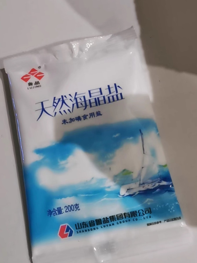 2023-12-17 14:33:21 天猫超市 【凑单】鲁晶未加碘天然海晶盐200g