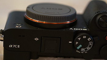 索尼 A7C2 微单简开箱：至少三年内的家用高质量照片和视频的最优解决方案