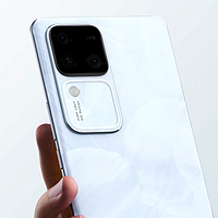 vivoS18Pro很惊艳，“24GB内存”+5000mAh，影棚级人像即拍即得