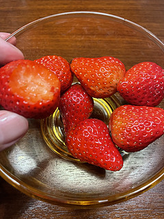 三块钱一颗的草莓