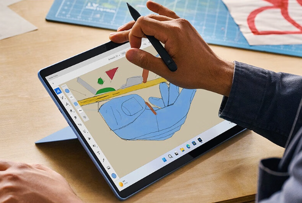 小编精选：便携生产力之选丨微软 Surface Pro 9 二合一平板电脑