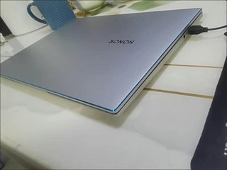 ￼￼荣耀笔记本MagicBook V 14 14.2英寸Evo轻薄笔记本(i5-11320H 16+512锐炬显卡 90Hz 500万双摄 ￼￼