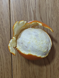 脐橙真的挺甜，补充维生素抵抗各种感冒