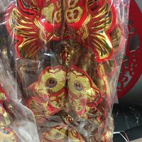 新年买鱼挂起来。