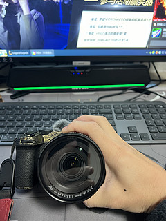 我认为最适合vlog的镜头，防抖很关键！