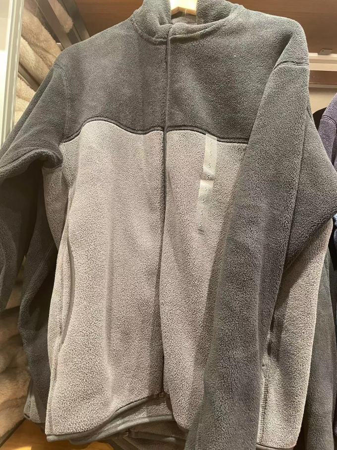 优衣库男士夹克