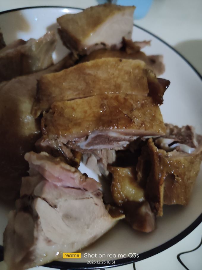 周黑鸭肉干肉脯