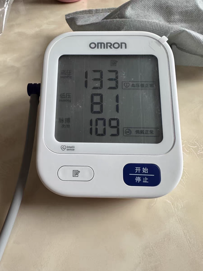 欧姆龙血压计