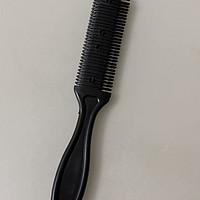 理发师用的是这种梳子吗？