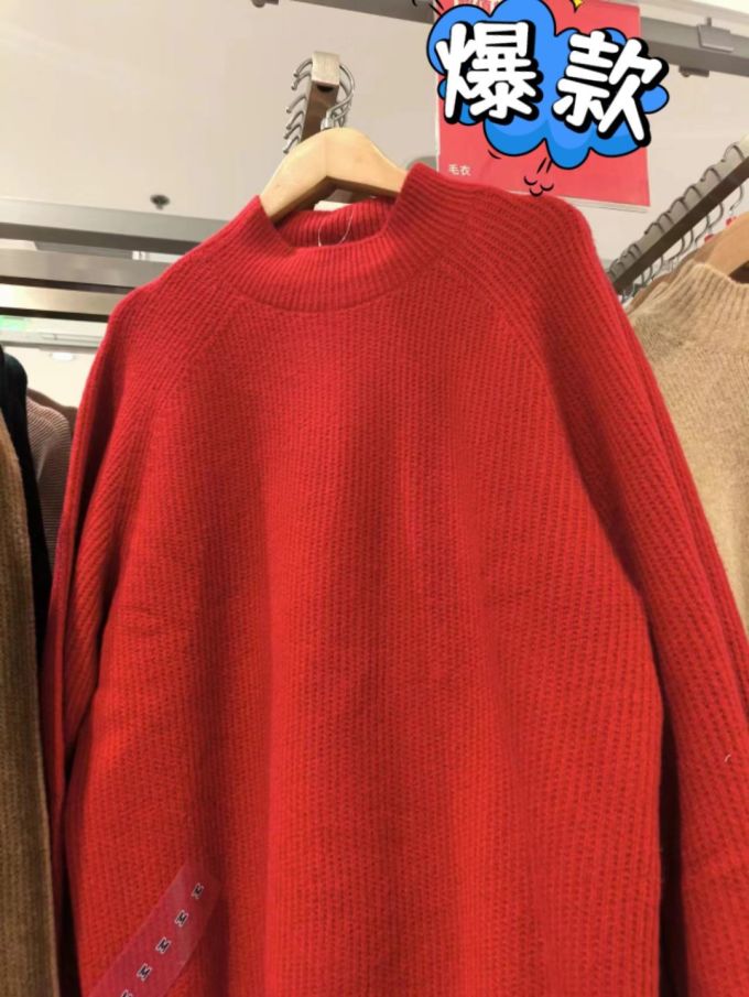 优衣库女上装