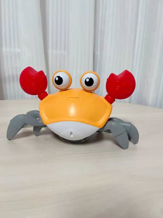 宝宝玩具小螃蟹