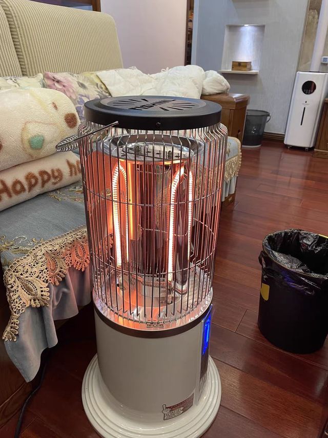 烤火炉这个冬天还是很需要它