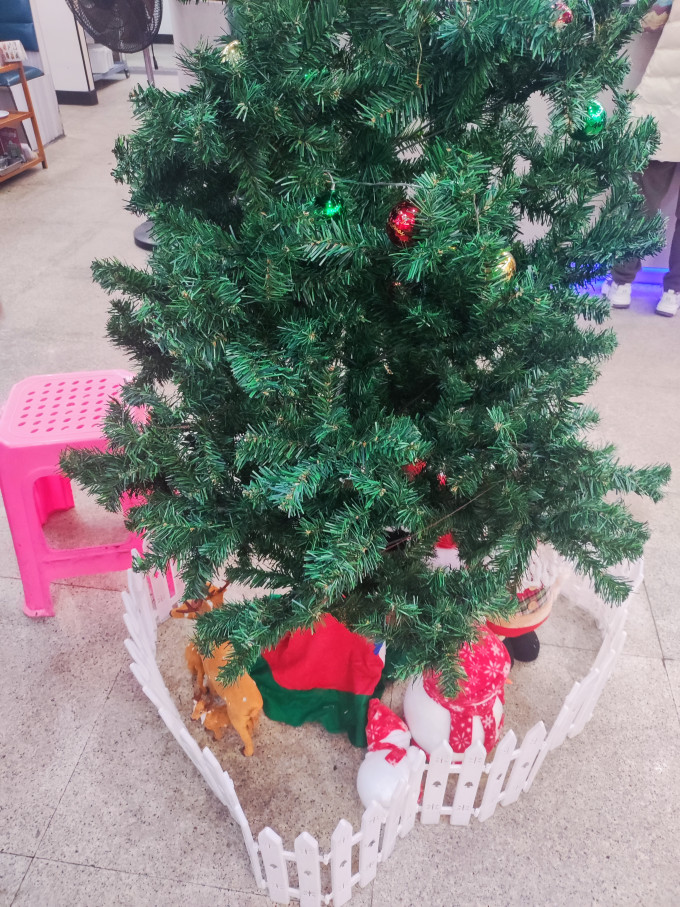 阿宝丽节庆饰品