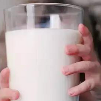 宝宝奶粉不要经常换，换得多不如换得对，附正确转奶方法