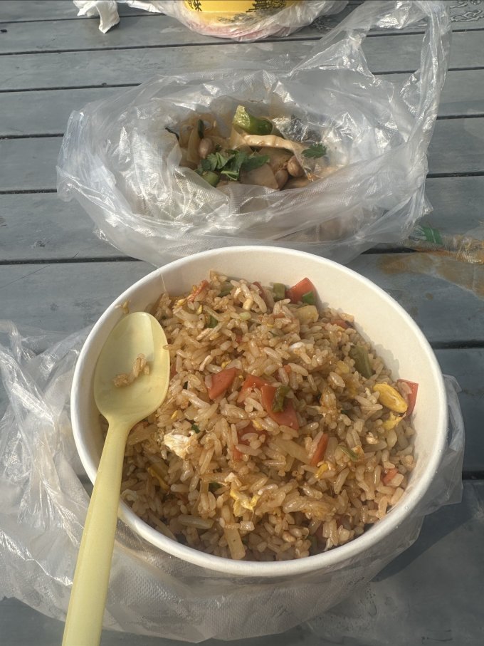 食分碗美小吃快餐
