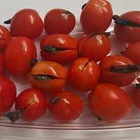 到底是谁发明的番茄夹乌梅，也太好吃了吧！