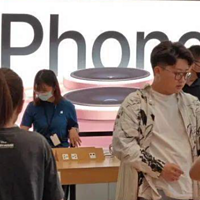 苹果“破防”！iPhone15全降价，最高降了1000元，买到就是赚到！