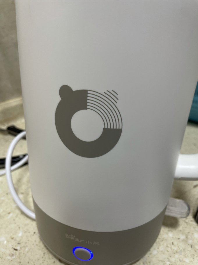 小熊电水壶