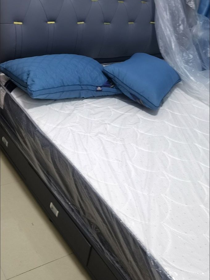 卧室家具