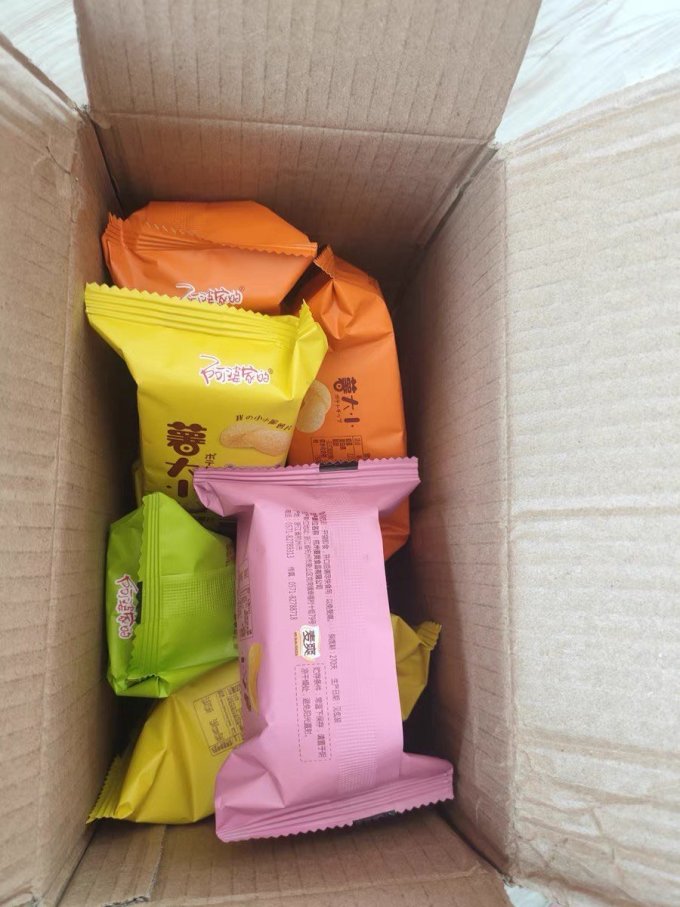阿婆家的膨化食品