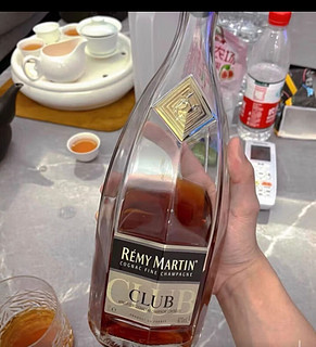 人头马（Rémy Martin）洋酒 CLUB优质香槟区干邑白兰地 1500ml