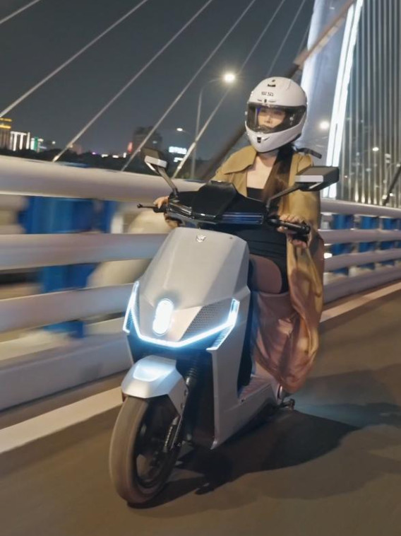 绿源S90智能系统怎么样？带你看高智能电动车