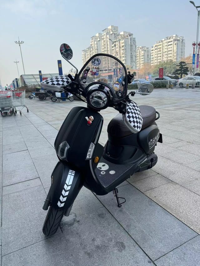 老婆的小摩托要升级，我手机完成了。。