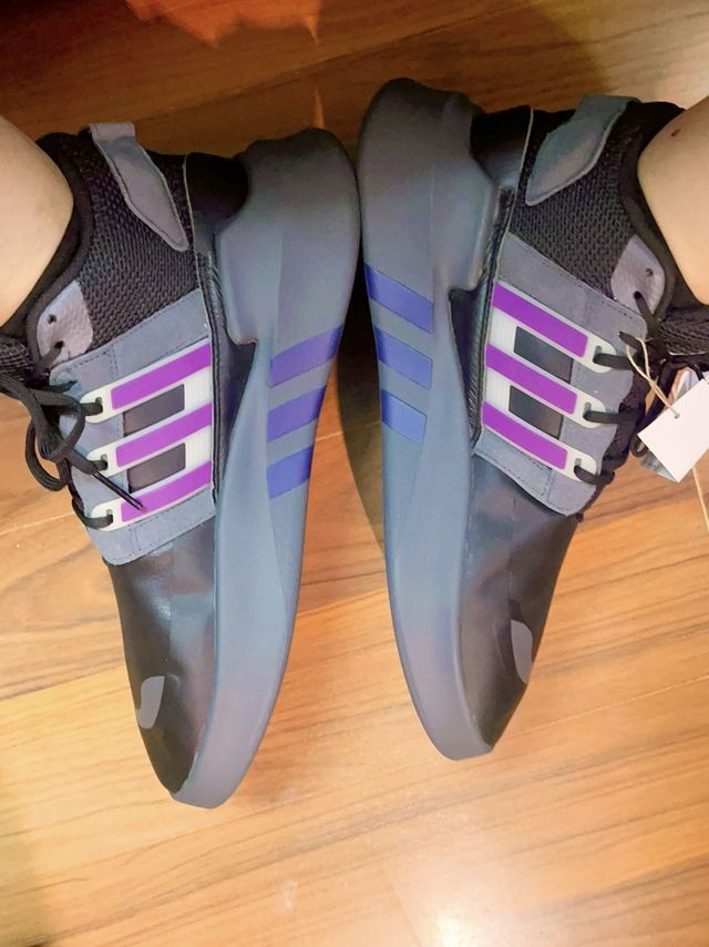 阿迪达斯三叶草男鞋 ID4075，43 码，2023 年值得推荐的好物！