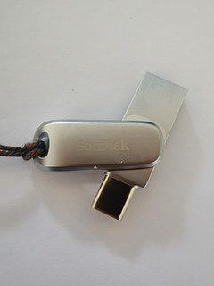 闪迪 (SanDisk) Type-c USB 3.2 手机 U 盘，安全加密，双接口优盘，支持手机平板电脑，必备爆款！