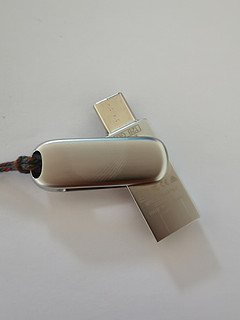 闪迪 (SanDisk) Type-c USB 3.2 手机 U 盘，安全加密，双接口优盘，支持手机平板电脑，必备爆款！