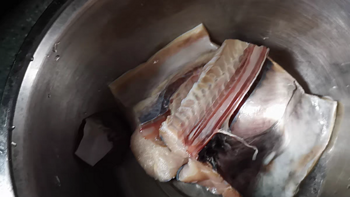 鲟鳇鱼肉段——新鲜、无骨刺的美味佳肴