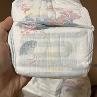 帮宝适黑金帮纸箱装纸尿裤：为宝宝的舒适与健康保驾