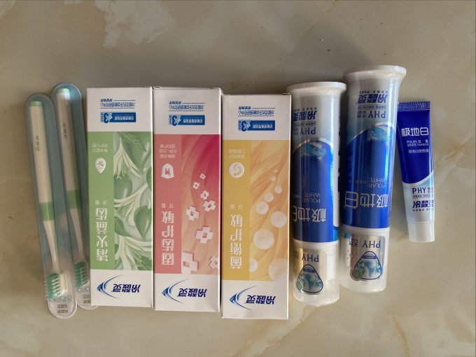 冷酸灵牙膏