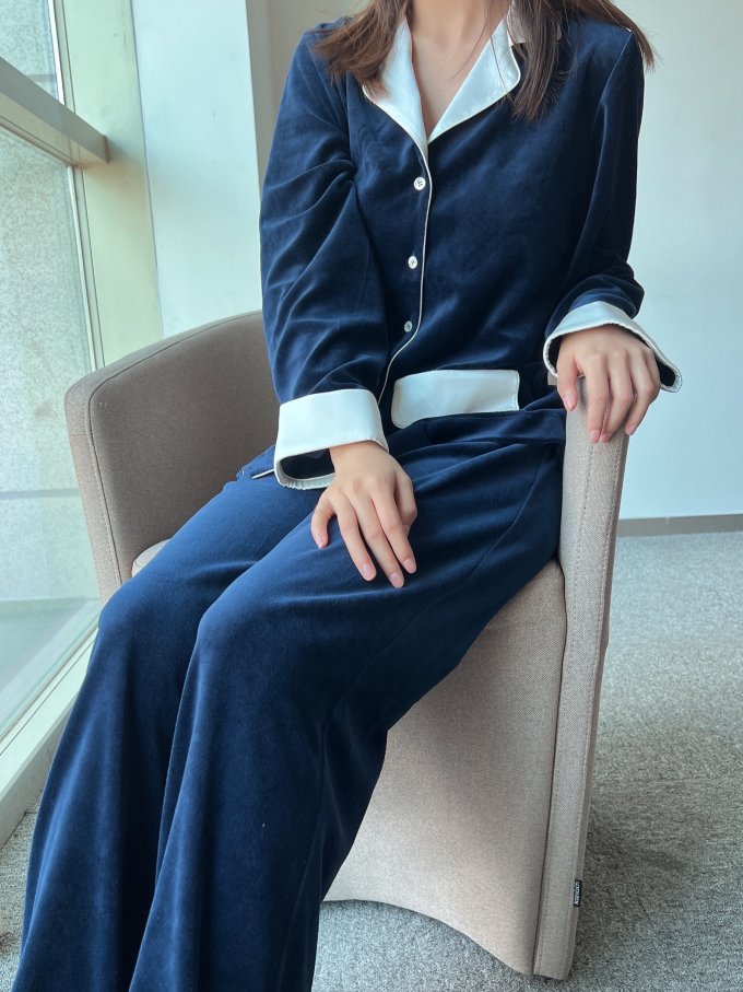 家居睡衣