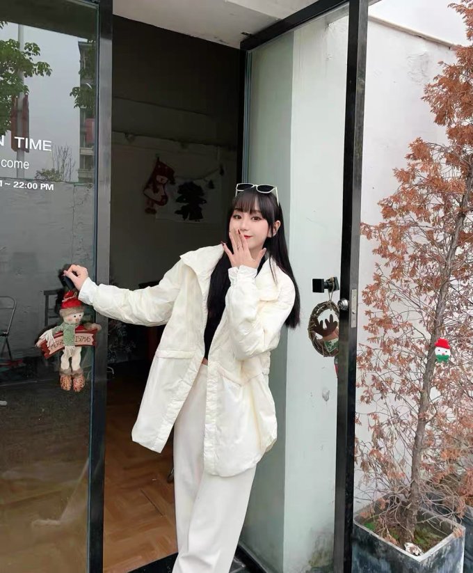艾莱依女外套