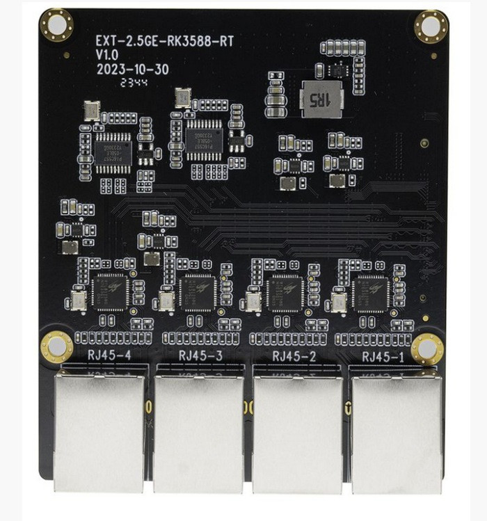 萤火虫发布 ROC-RK3588-RT 开发板，扩展丰富提供7个网孔