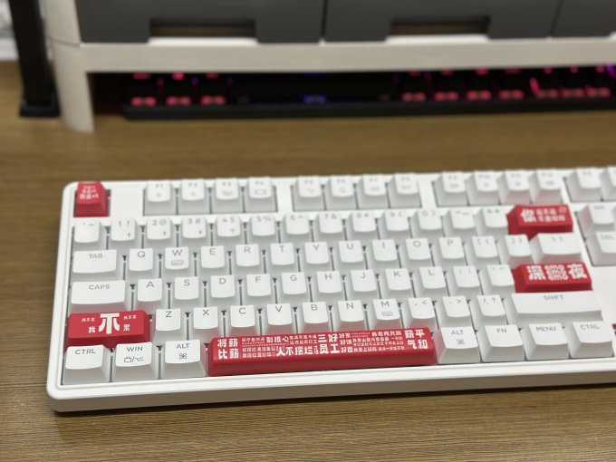 莱奥伯格键盘