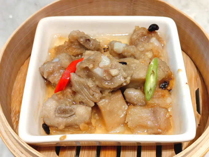 聚会餐饮