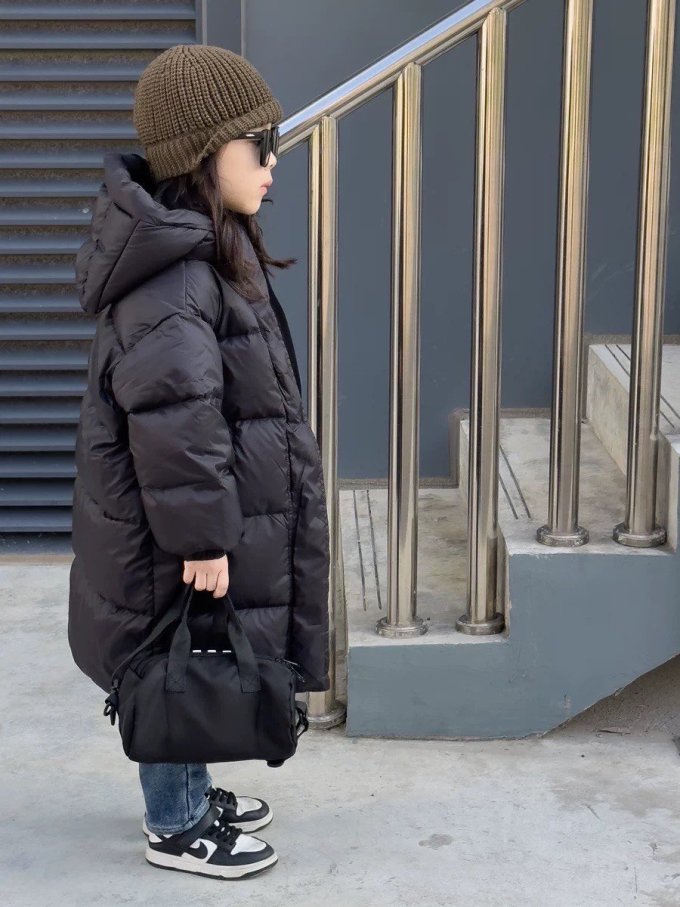 小象洛洛运动羽绒服