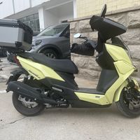 同学40万买的小踏板，不贵吧？（看图二）