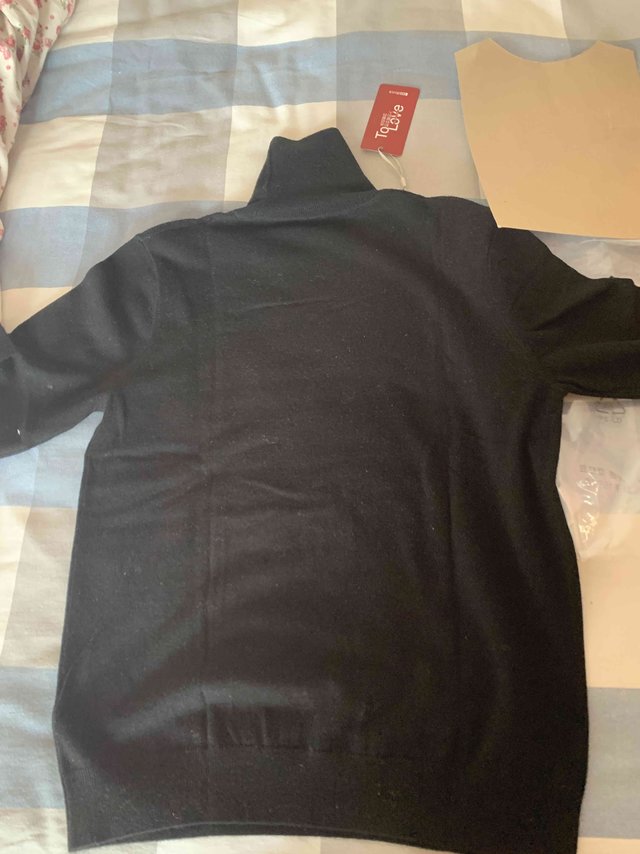 红豆羊毛衫 推荐  修身薄款并非超薄