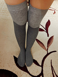 到底是谁发明的过膝袜啊，代替秋裤也太好穿了吧！