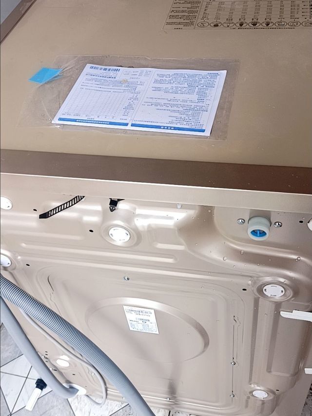 海尔全自动变频滚筒洗衣机 10公斤大容量节能静音香薰洗双重除菌