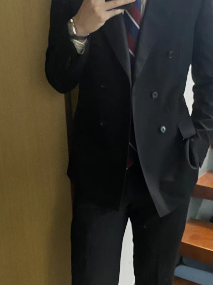 男士西服