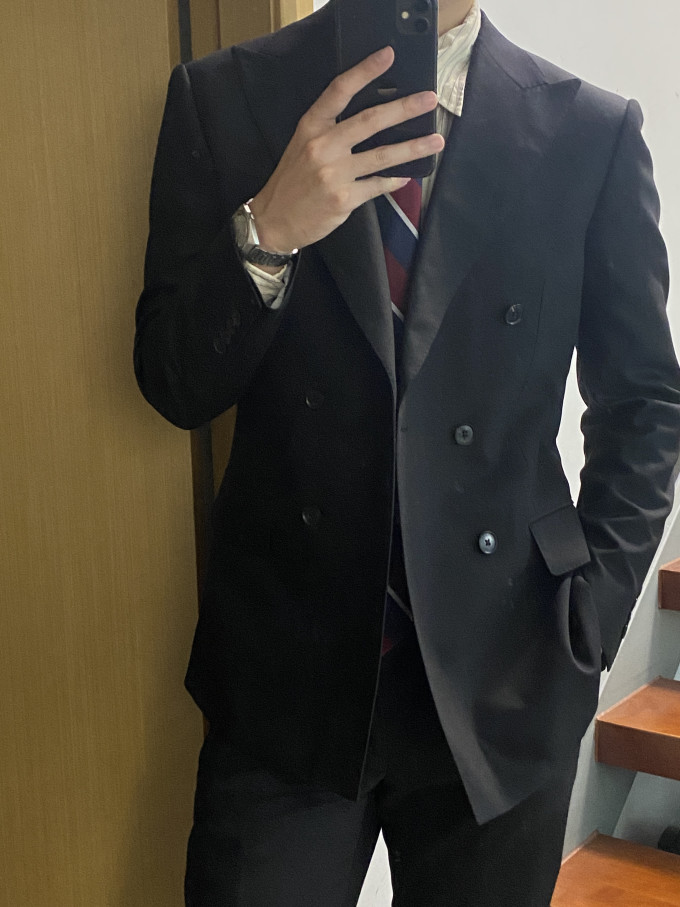 男士西服
